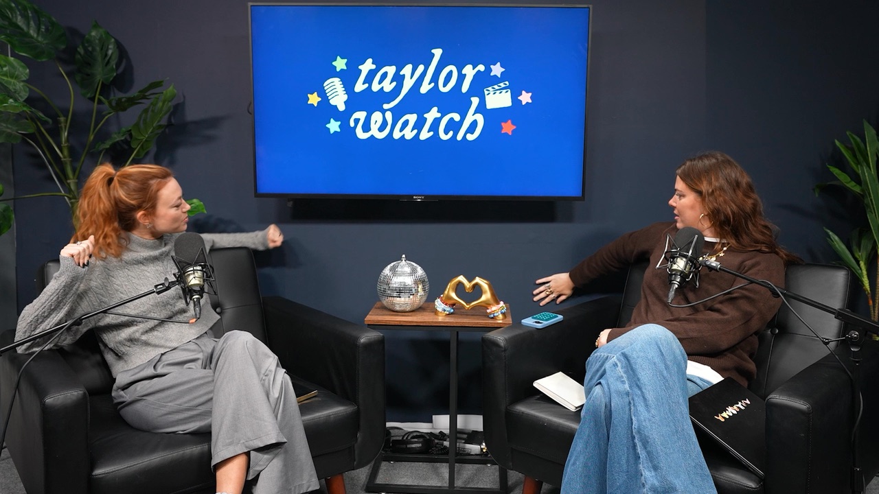Taylor Swift Is Youngest Inductee in the Nashville Songwriters HOF + RIP Debut TV | Episode 271